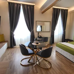 I Due Grifoni Studio Flat Taormina